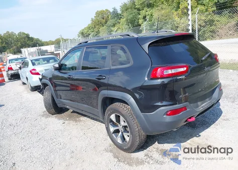 2016 Jeep Cherokee Trailhawk from USA, damaged, VIN 1C4PJMBS3GW332684